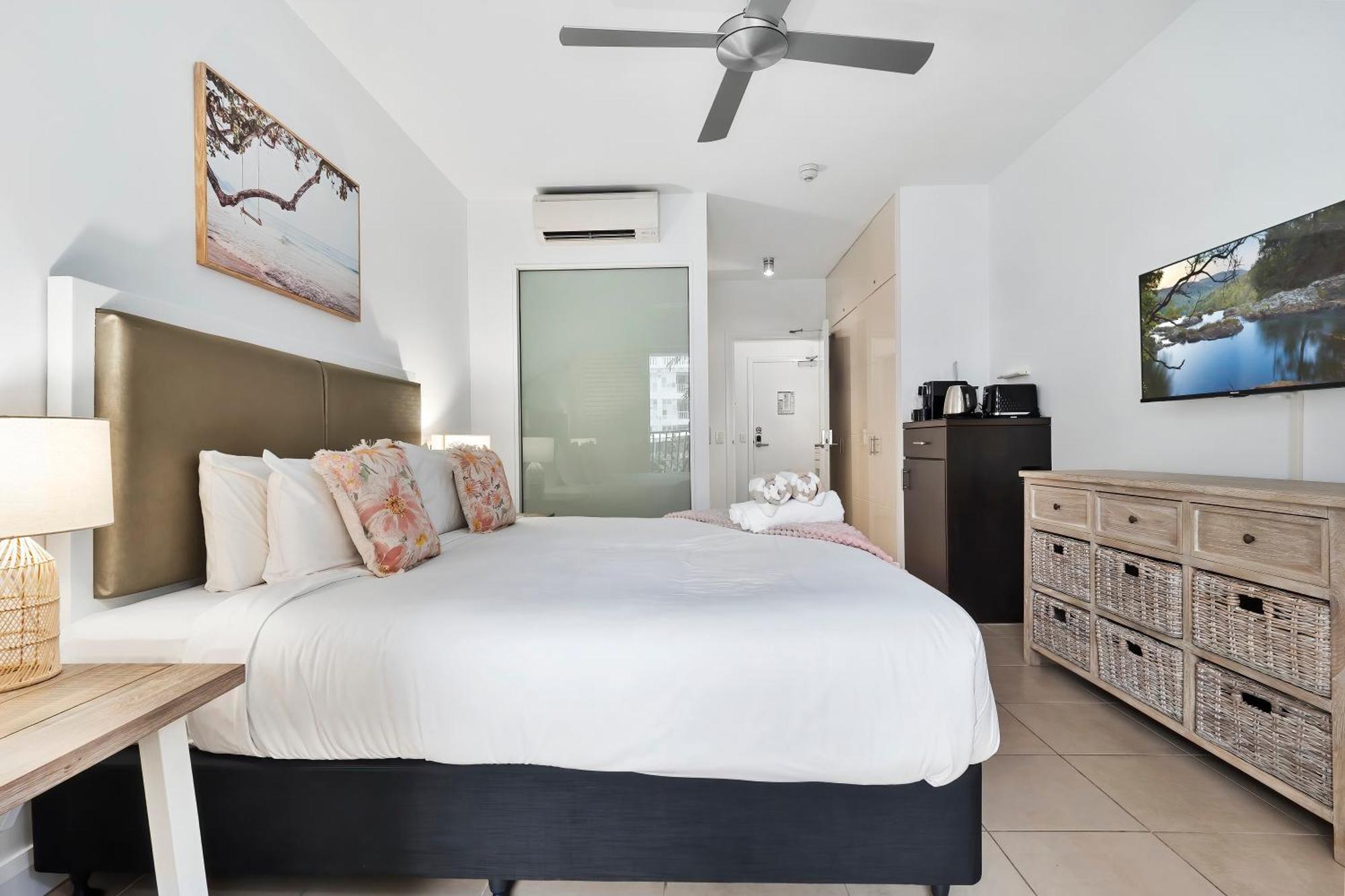 Beach Club Private Apartments Palm Cove Zimmer foto
